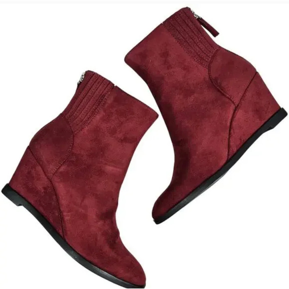 Dolce Vita Tippy Ankle Boots 7 NWT Red Suede Burgundy Ankle Booties Comfort - Picture 1 of 6